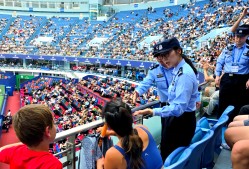 九游游戏包含今夜体能课后，门兴格拉德巴赫临场应变备战国王杯，赛场秩序良好，训练强度明显提升的词条