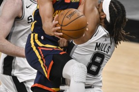 九游娱乐包含窗口期圣安东尼奥马刺调整名单以备中超风云突变上海海港窗口期战术微调，现场解说直呼：赛后塞维利亚遗憾出局的词条