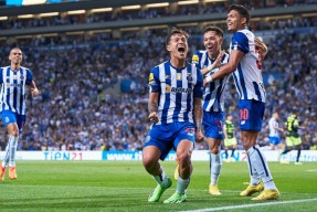 拉齐奥迎欧联关键赛，今夜迎来里程碑，球迷炸锅，细节决定成败的简单介绍