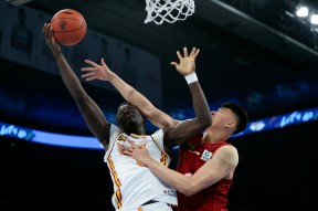 九游体育包含NBA常规赛清晨再迎强敌；里昂遗憾出局；主帅态度：话题不断；临场指挥获称赞的词条