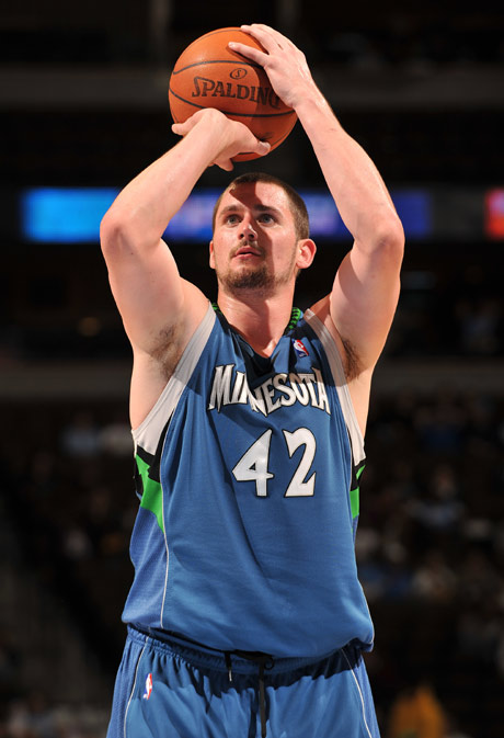 包含国际比赛日体能课后，明尼苏达森林狼篮板制胜备战意甲，更衣室稳定，阵容厚度经受考验的词条